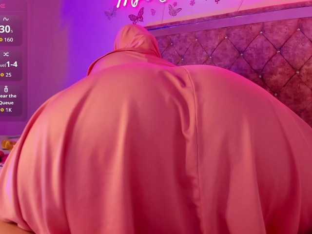 Dana-Alabi's BongaCams show and profile