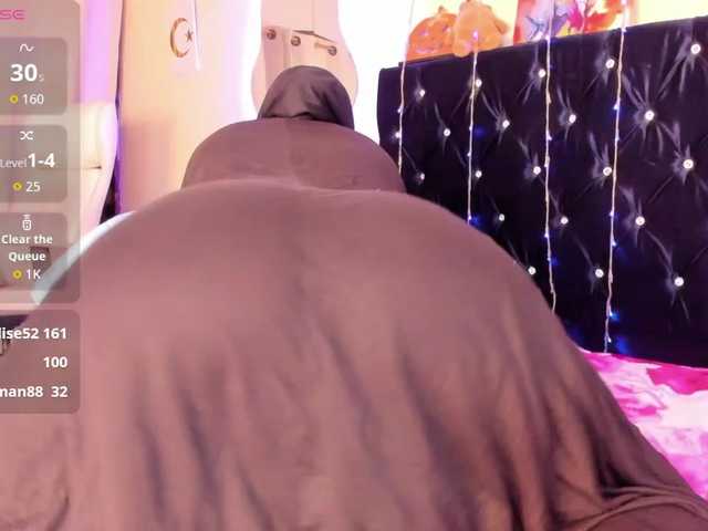 Dana-Alabi's BongaCams show and profile