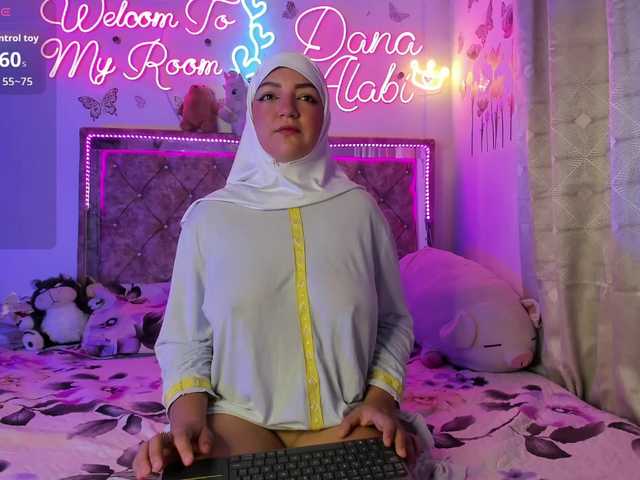 Dana-Alabi's BongaCams show and profile