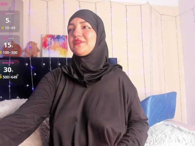  Dana-Alabi chat room