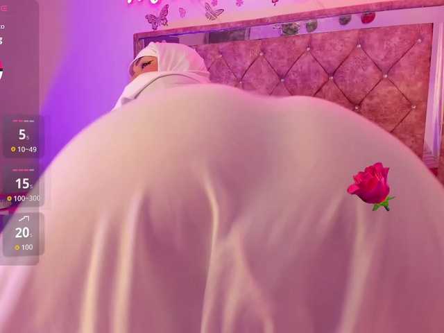 Dana-Alabi's BongaCams show and profile