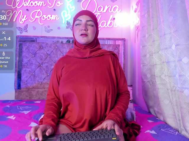 Dana-Alabi live cam profile