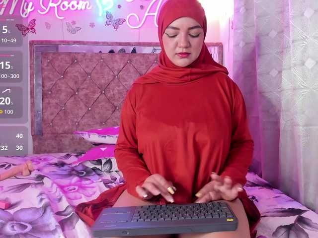 Dana-Alabi's BongaCams show and profile