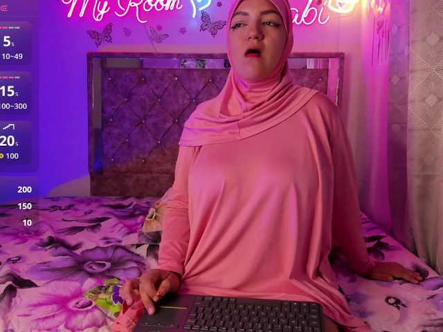 Dana-Alabi's BongaCams show and profile