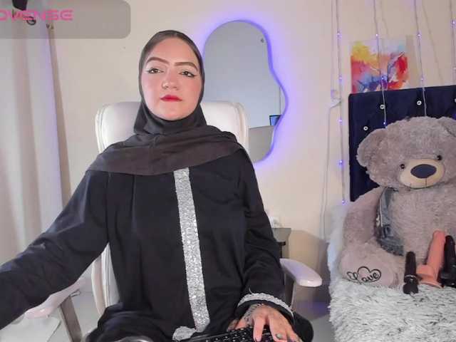  Dana-Alabi chat room