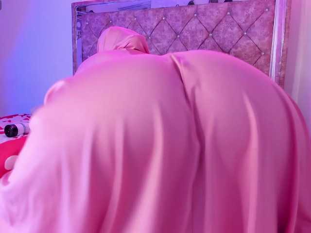 Dana-Alabi's BongaCams show and profile