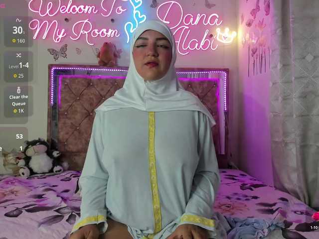 Dana-Alabi's BongaCams show and profile