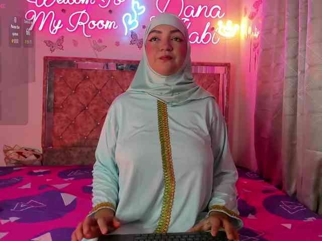 Dana-Alabi Live Webcam on BongaCams