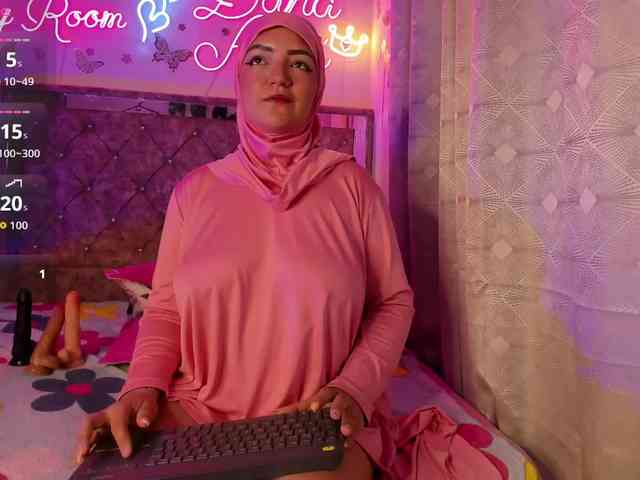 Dana-Alabi Live Webcam on BongaCams