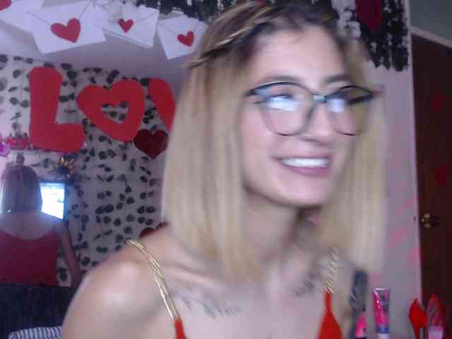 1kaii Live Webcam on BongaCams