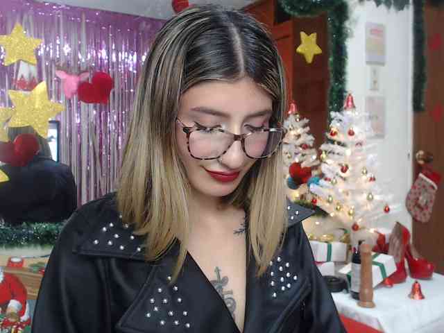 1kaii Live Webcam on BongaCams