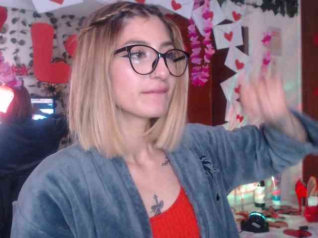 1kaii Live Webcam on BongaCams