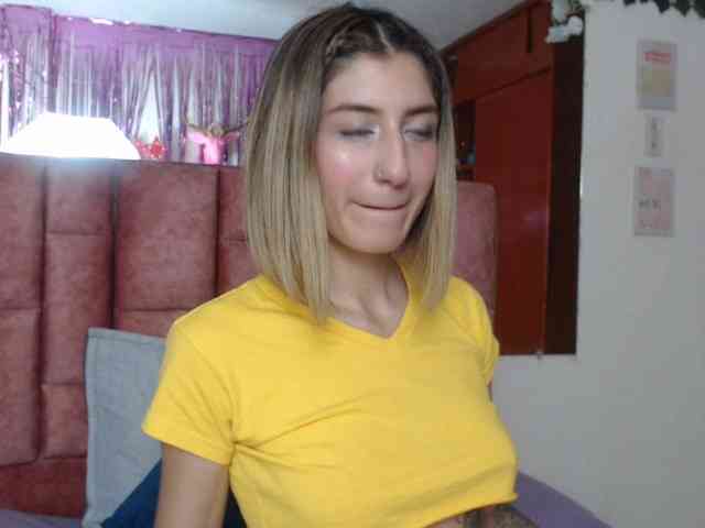 1kaii Live Webcam on BongaCams