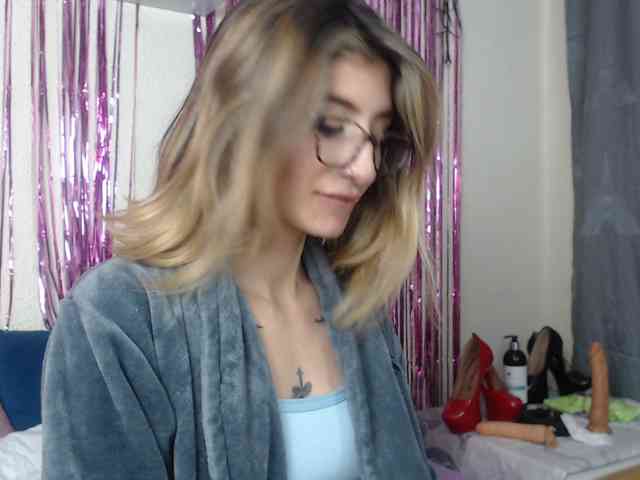 1kaii Live Webcam on BongaCams