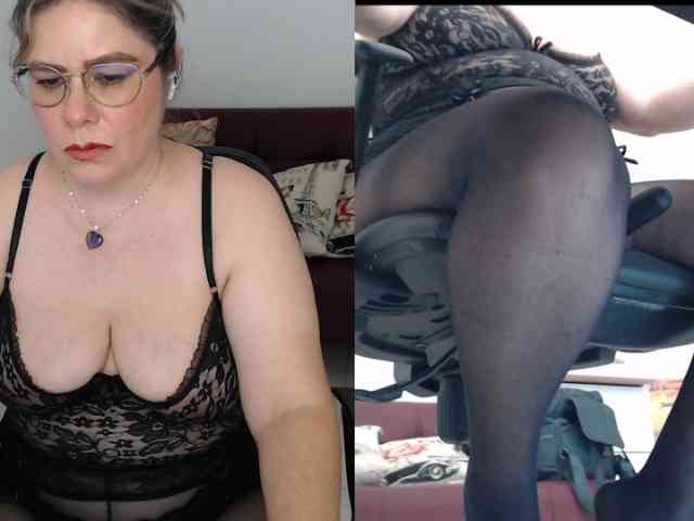 Diva-Hot82 webcam