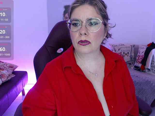 Diva-Hot82 webcam