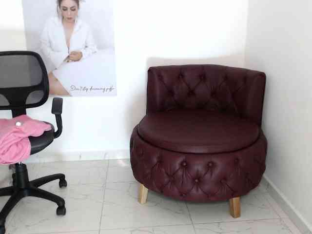 Diva-Hot82 webcam