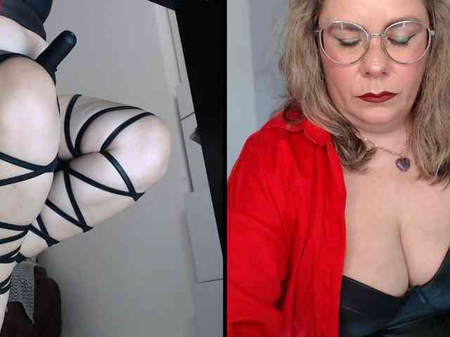 Diva-Hot82 webcam