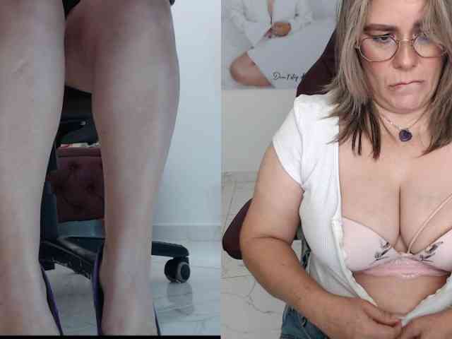 Diva-Hot82 webcam