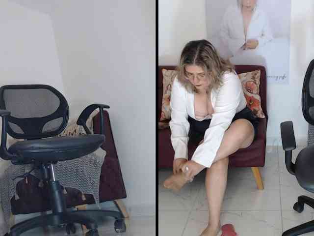 Diva-Hot82 webcam