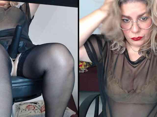 Diva-Hot82 webcam