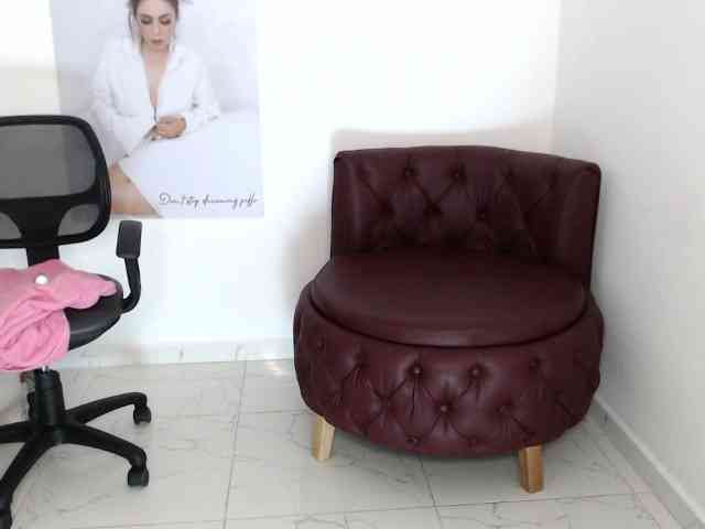 Diva-Hot82 webcam