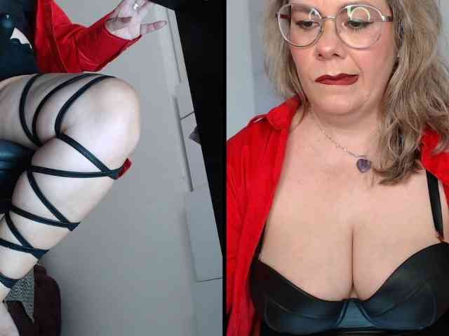 Diva-Hot82 webcam