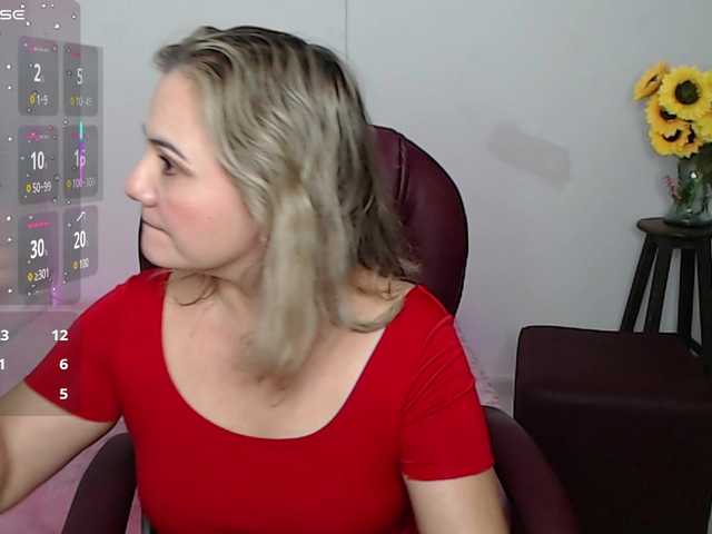 ana-milf's BongaCams show and profile