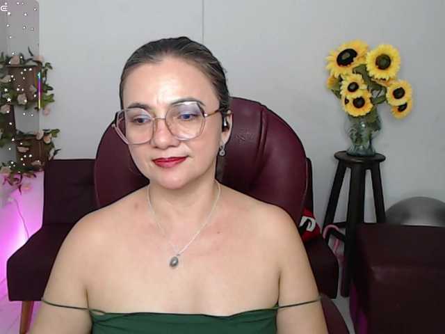 ana-milf's BongaCams show and profile