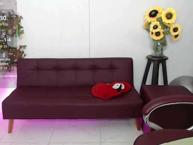 ana-milf's BongaCams show and profile