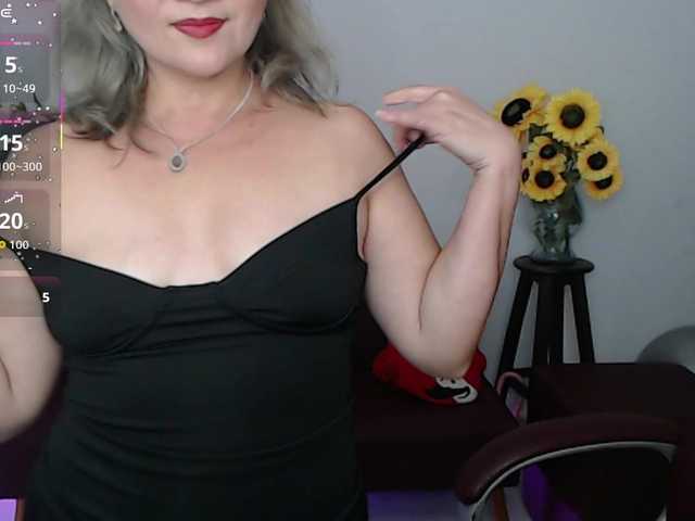 ana-milf's BongaCams show and profile