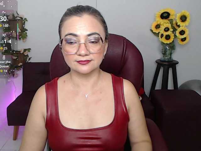 ana-milf's BongaCams show and profile