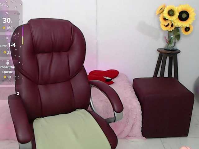 ana-milf's BongaCams show and profile