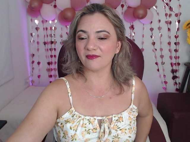 ana-milf's BongaCams show and profile