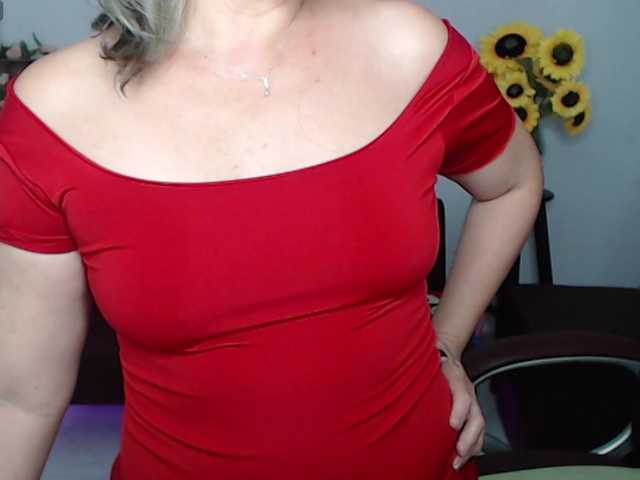 ana-milf's BongaCams show and profile