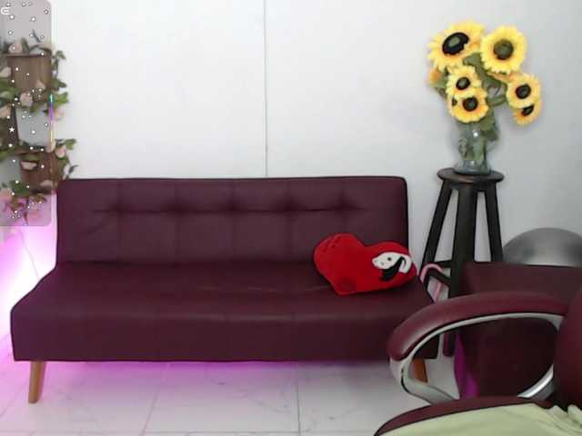 ana-milf's BongaCams show and profile