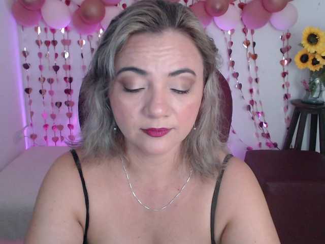 ana-milf's BongaCams show and profile