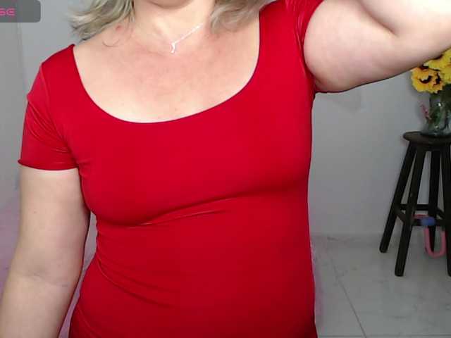 ana-milf's BongaCams show and profile