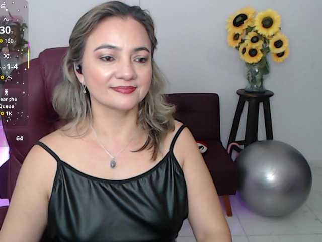 ana-milf's BongaCams show and profile