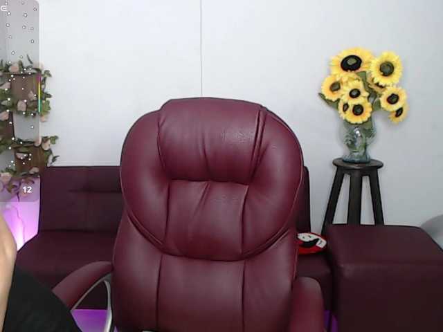 ana-milf's BongaCams show and profile