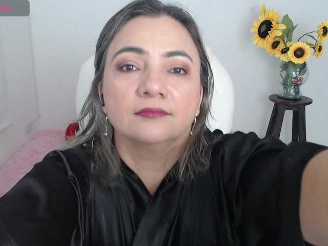 ana-milf from BongaCams is Freechat