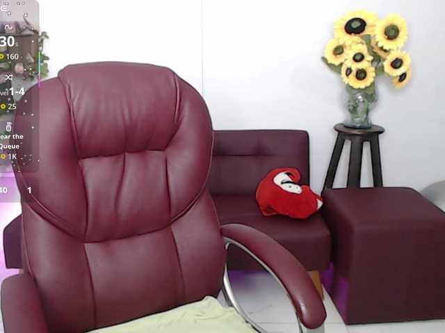 ana-milf's BongaCams show and profile