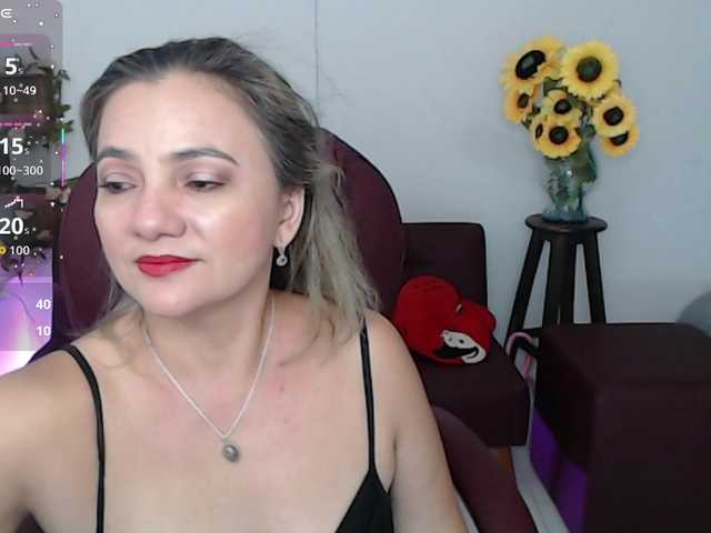 ana-milf's BongaCams show and profile