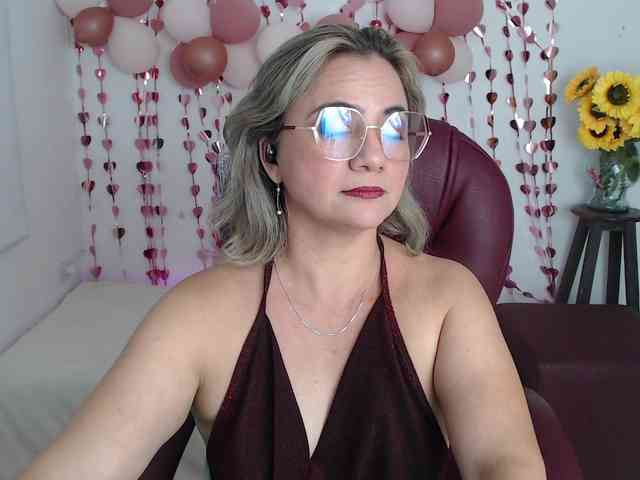 ana-milf webcam