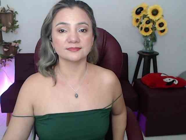 ana-milf webcam