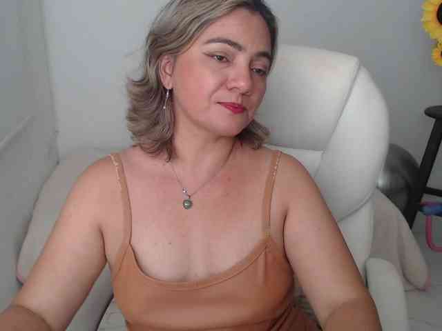 ana-milf webcam