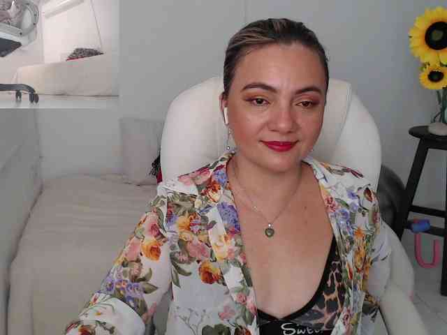 ana-milf webcam