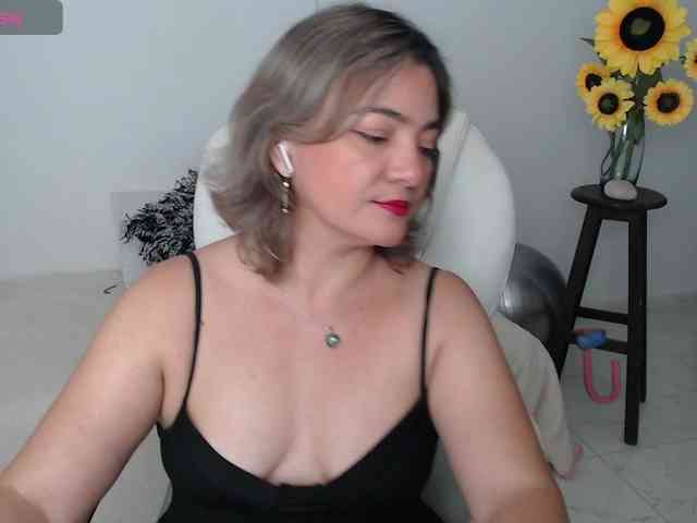 ana-milf webcam