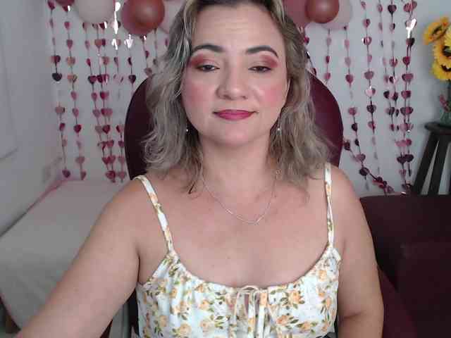 ana-milf webcam