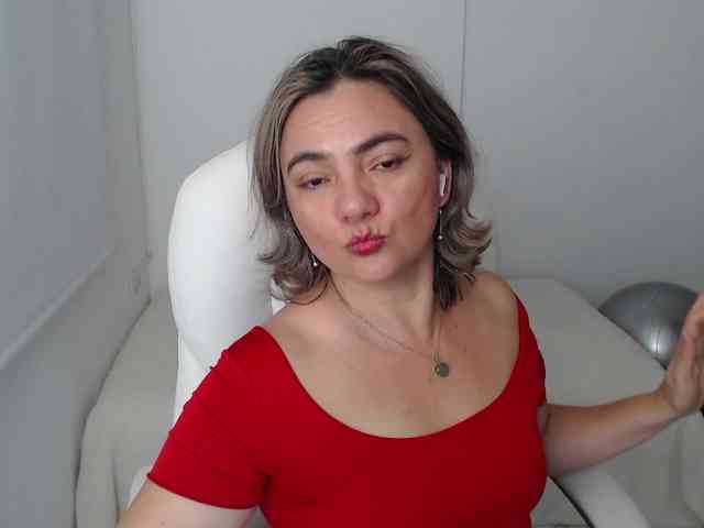 ana-milf webcam